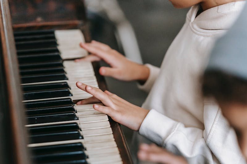 A orchestra lesson at The Ballet Centre