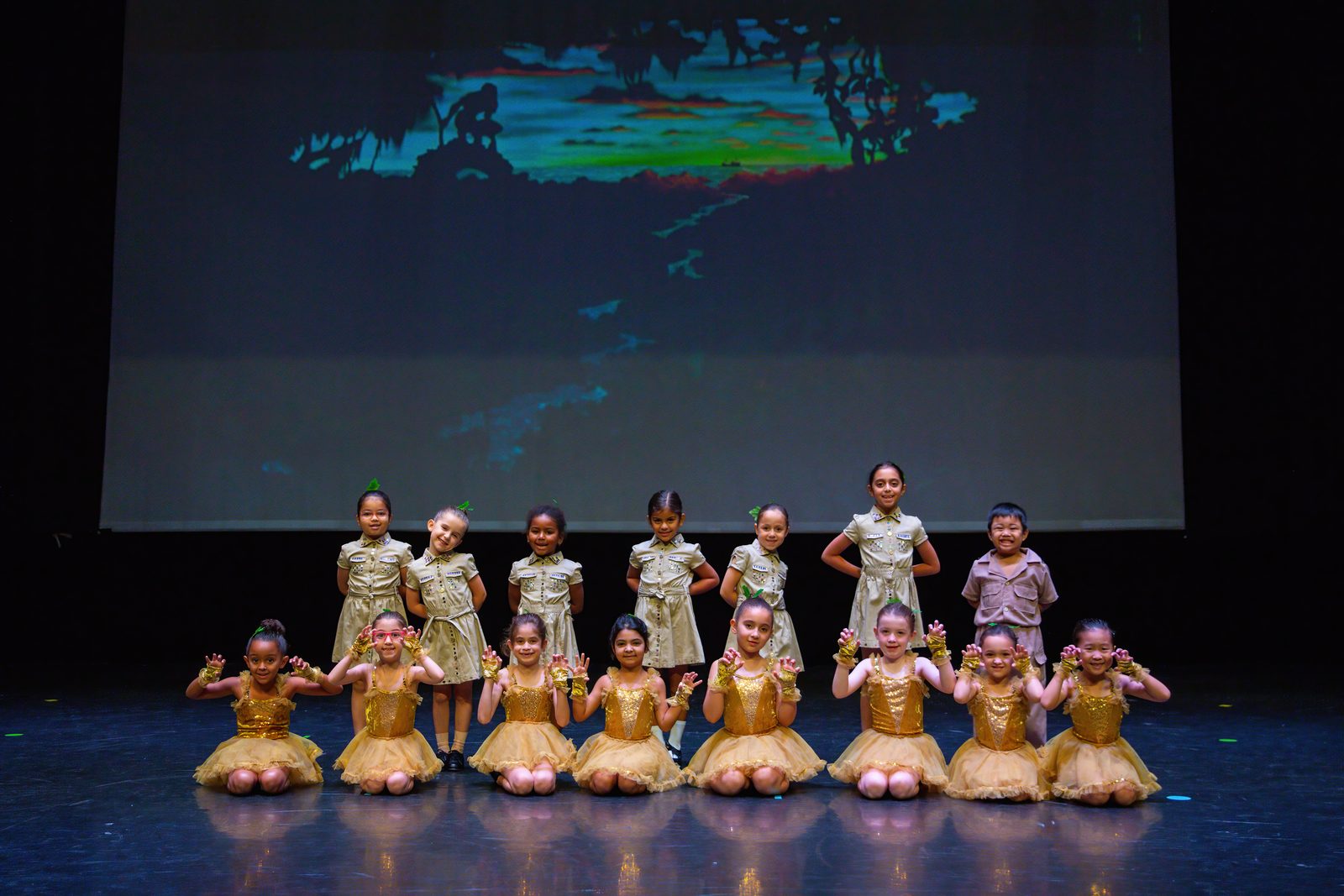 Disney Around the World, photograph 5