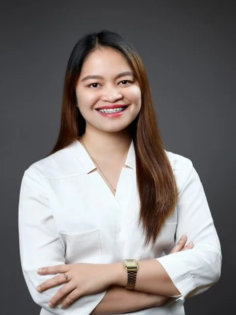 Ailyn Elcanto, reception and administration